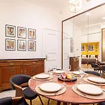 - Luxury - Very Comfy Budapest