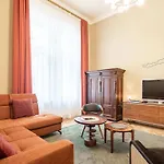 - Luxury - Very Comfy Apartment Budapest
