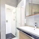 - Luxury - Very Comfy