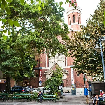 - Luxury - Very Comfy