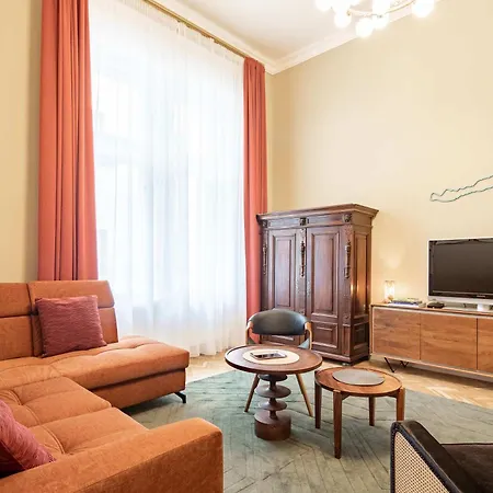- Luxury - Very Comfy Apartamento Budapest