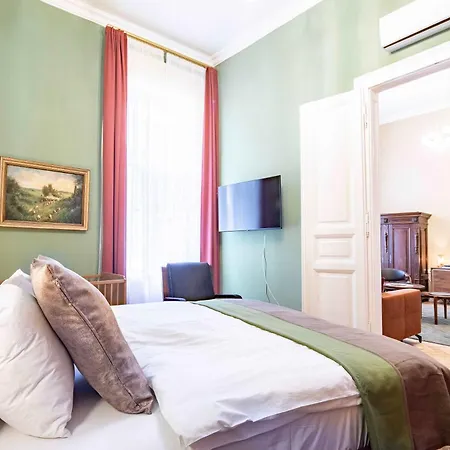 - Luxury - Very Comfy * Budapesta