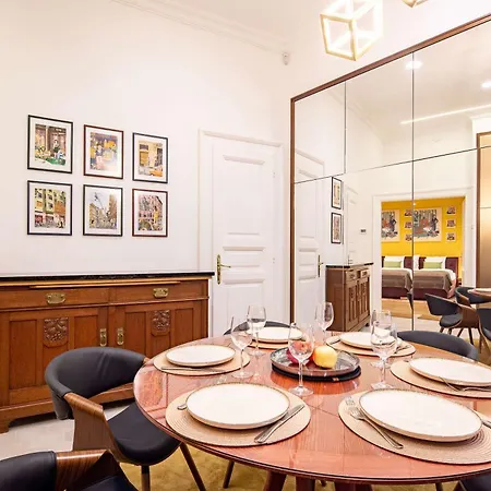 - Luxury - Very Comfy Budapest