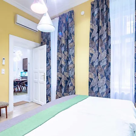 Apartment - Luxury - Very Comfy *